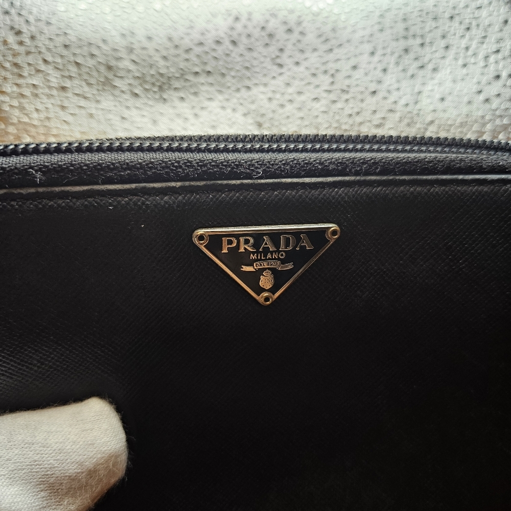 PRADA Milano - Picture 3 of 9